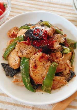 鶏胸1枚!なすとピーマンのオイマヨチキン-レシピのメイン写真