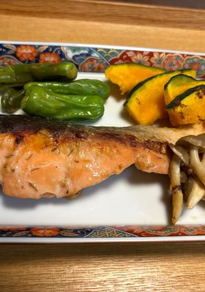 酒粕で旨味アップ！生鮭と野菜のワンパン焼き-レシピのメイン写真