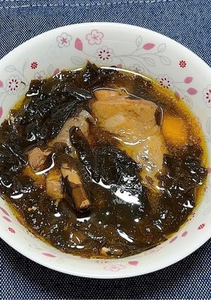 胡麻油たっぷり♪おかずになるわかめスープ-レシピのメイン写真