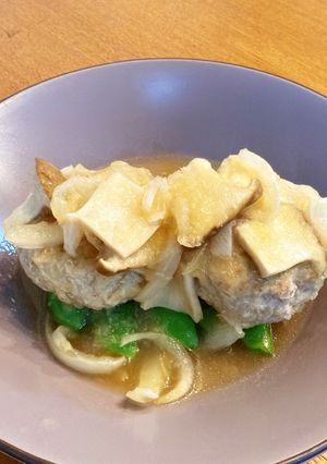 新玉ねぎのポークハンバーグ-レシピのメイン写真