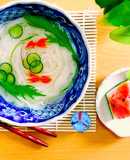 そうめんのトッピングに、カニカマ金魚