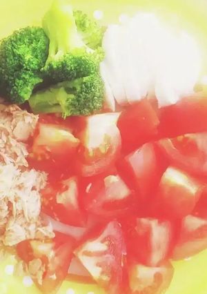 トマトブロッコリーカツオサラダ-レシピのメイン写真