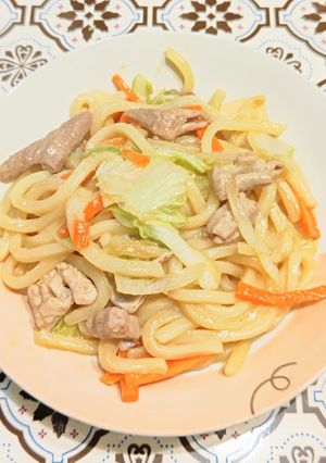 モツ焼きうどん-レシピのメイン写真