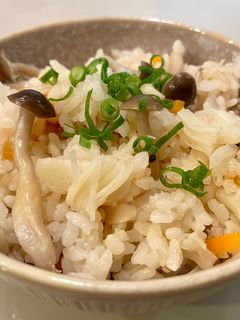 炊飯器に入れるだけ*帆立の炊き込みごはん-レシピのメイン写真