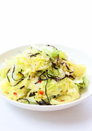 旨味ある【春キャベツの塩昆布ソテー】炒め-レシピのメイン写真