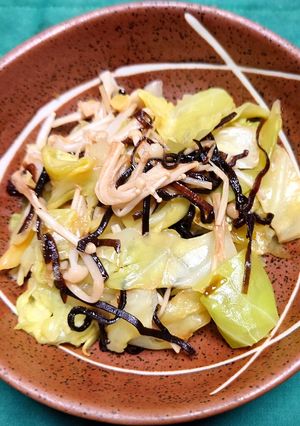 春キャベツとエノキダケの塩昆布和え-レシピのメイン写真