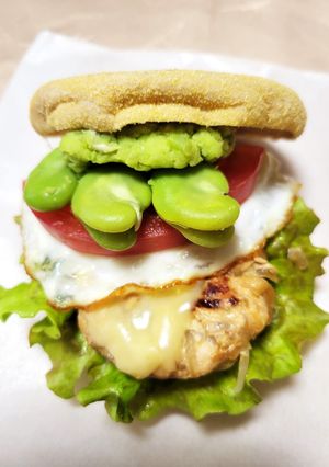 そら豆つくねバーガー-レシピのメイン写真