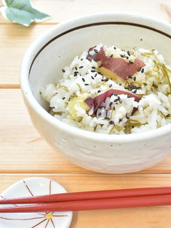 細切りめかぶでさつま芋ご飯-レシピのメイン写真