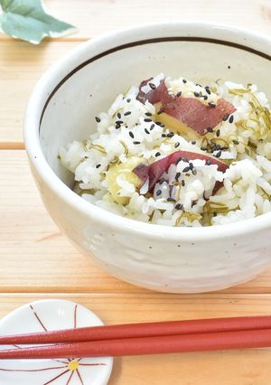 細切りめかぶでさつま芋ご飯-レシピのメイン写真