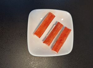 簡単おつまみクリチとカニカマ-レシピのメイン写真