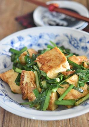 豆腐とニラのオイスターソース炒め-レシピのメイン写真