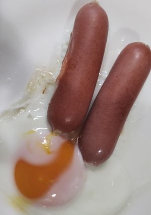 レンチンで簡単♥ウインナー＆目玉焼き-レシピのメイン写真