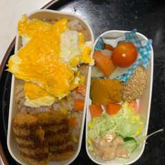รูปของ レンジソースチキンカツ味オムライス弁当