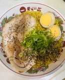 ガシラ煮干で昆布と椎茸の豚骨醤油ラーメン