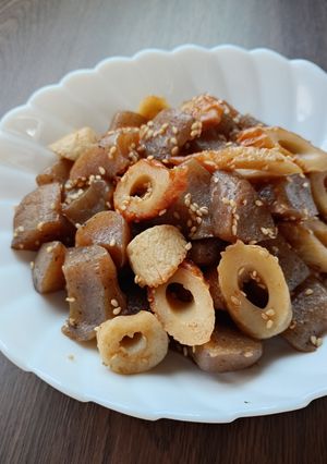 こんにゃくとちくわの炒め煮-レシピのメイン写真
