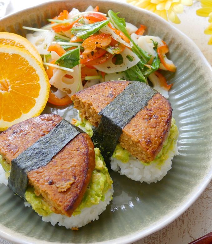 大豆ミートハンバーグでスパムおにぎり？！ by エシカルフード株式会社