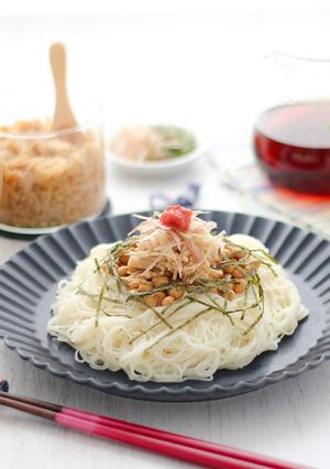 梅なめたけと納豆のぶっかけそうめん-レシピのメイン写真