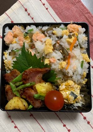 7/5ﾖｯﾁｬﾝ☆焼鮭チラシ寿司お弁当-レシピのメイン写真
