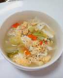 豆腐・ツナ・カット野菜の卵スープ