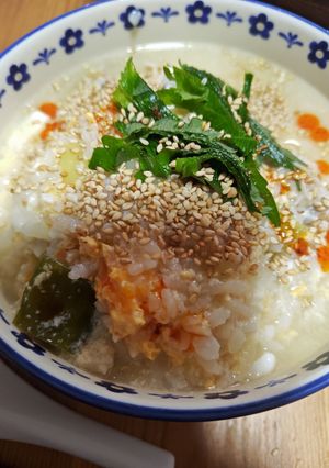 残りご飯活用〜ごまラー油入り中華風雑炊-レシピのメイン写真