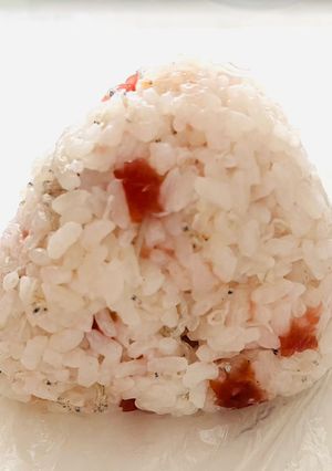 梅じゃこおにぎり-レシピのメイン写真