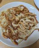 やみつきサクもち！フライドうどん