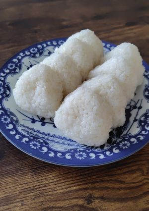塩を炊き込む＊塩むすび-レシピのメイン写真