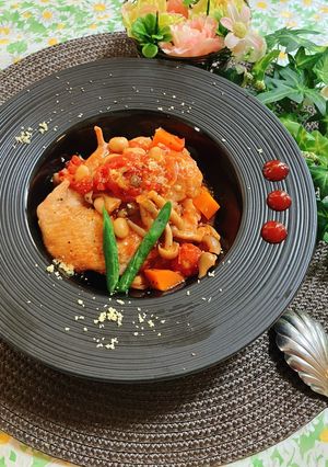 とり肉とトマト缶で栄養満点スープ-レシピのメイン写真