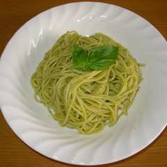 A picture of ミキサー回すだけ？ジェノベーゼ風パスタ♪.