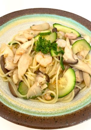 エビとズッキーニとエリンギのペペロンチーノ-レシピのメイン写真