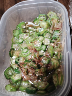 オクラと梅肉とカツオ節と味ぽんあえ-レシピのメイン写真