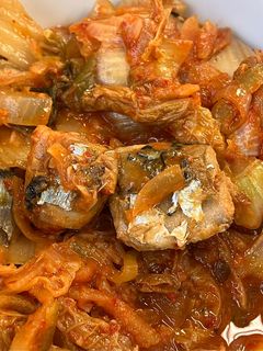 さんま水煮缶で韓国風サンマキムチの炒め-レシピのメイン写真