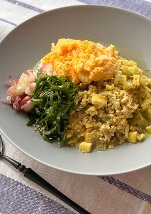鶏ひき肉のだしカレー風一汁三菜ボウル-レシピのメイン写真