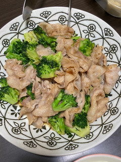 豚バラ肉とブロッコリーのオイスター炒め-レシピのメイン写真