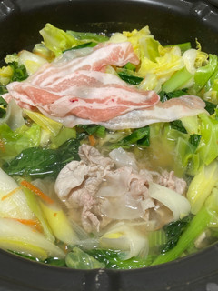 野菜たっぷりの豚しゃぶ鍋-レシピのメイン写真