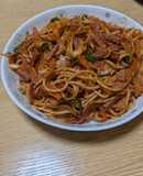 沖縄そばの生麺で！絶品沖縄風ナポリタン