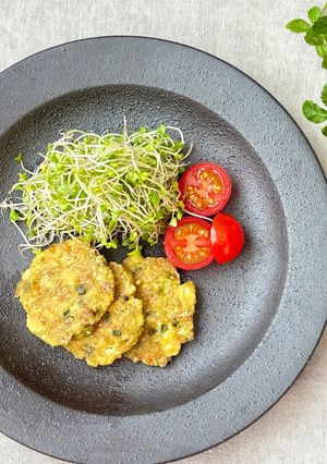 2ステップ！豆腐と鮭のふんわりおやき風-レシピのメイン写真