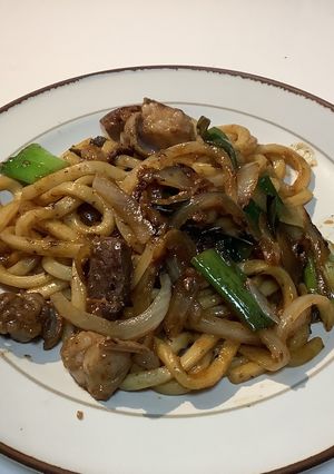 焼き方が決め手！津山ホルモンうどん-レシピのメイン写真