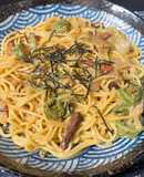 スパゲティ・こごみのクリームソース