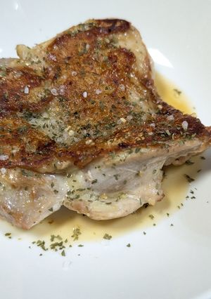 皮がパリパリ!!鶏もも肉のグリル♪-レシピのメイン写真