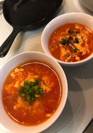レタス使い切り！中華風トマたまスープ-レシピのメイン写真