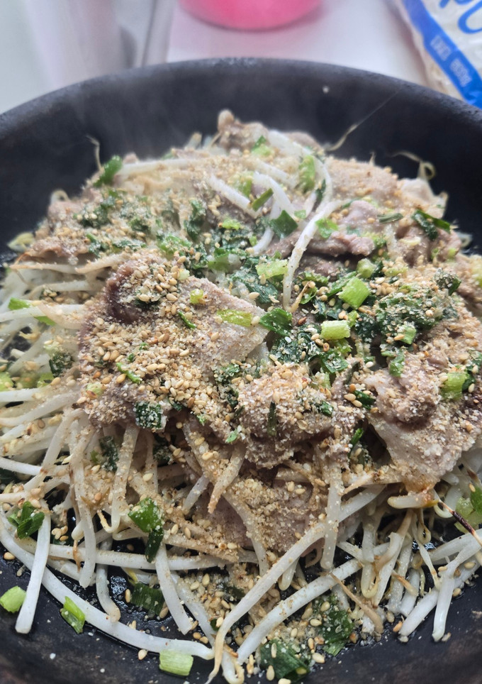 レンジで簡単　豚肉ともやしのミルフィーユ-レシピのメイン写真