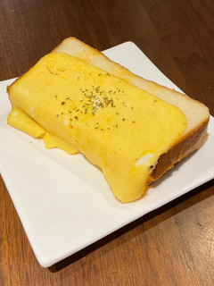 卵焼き機で簡単!チーズたまごサンド♪-レシピのメイン写真