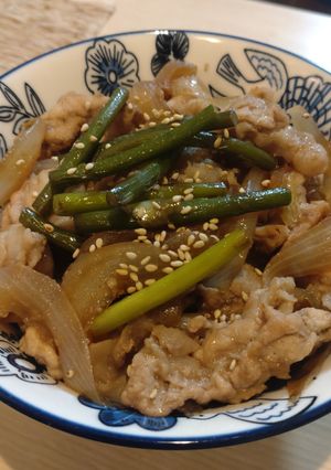 ✧簡単✧にんにくの芽🌱入り豚丼-レシピのメイン写真