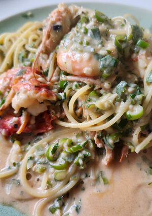 ネギの青い所と赤海老で豆乳トマトクリームパスタ-レシピのメイン写真