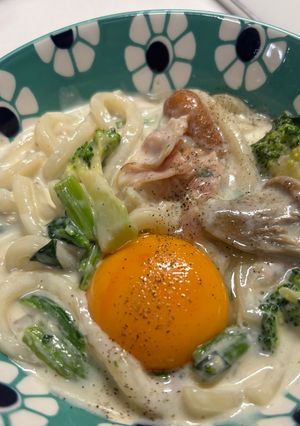 冷凍うどん❤カルボナーラ❤簡単ソース🎵-レシピのメイン写真