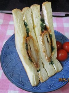 チキンカツとクリームチーズのサンド😋-レシピのメイン写真