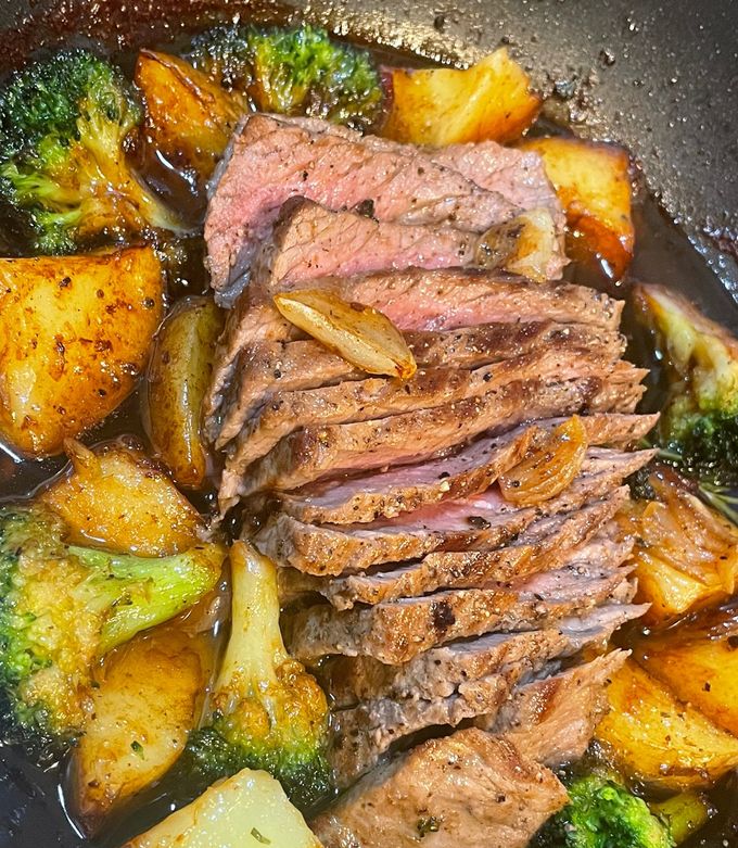 やみつきアヒージョ風 ガーリックオイルソース 牛ヒレステーキ (10枚セット(130g×10))MP