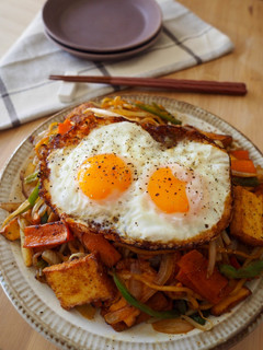 絹厚揚げの目玉焼きのっけ焼そば-レシピのメイン写真