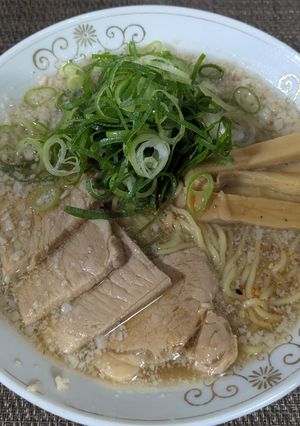 魁◯屋風背脂醤油ラーメン-レシピのメイン写真